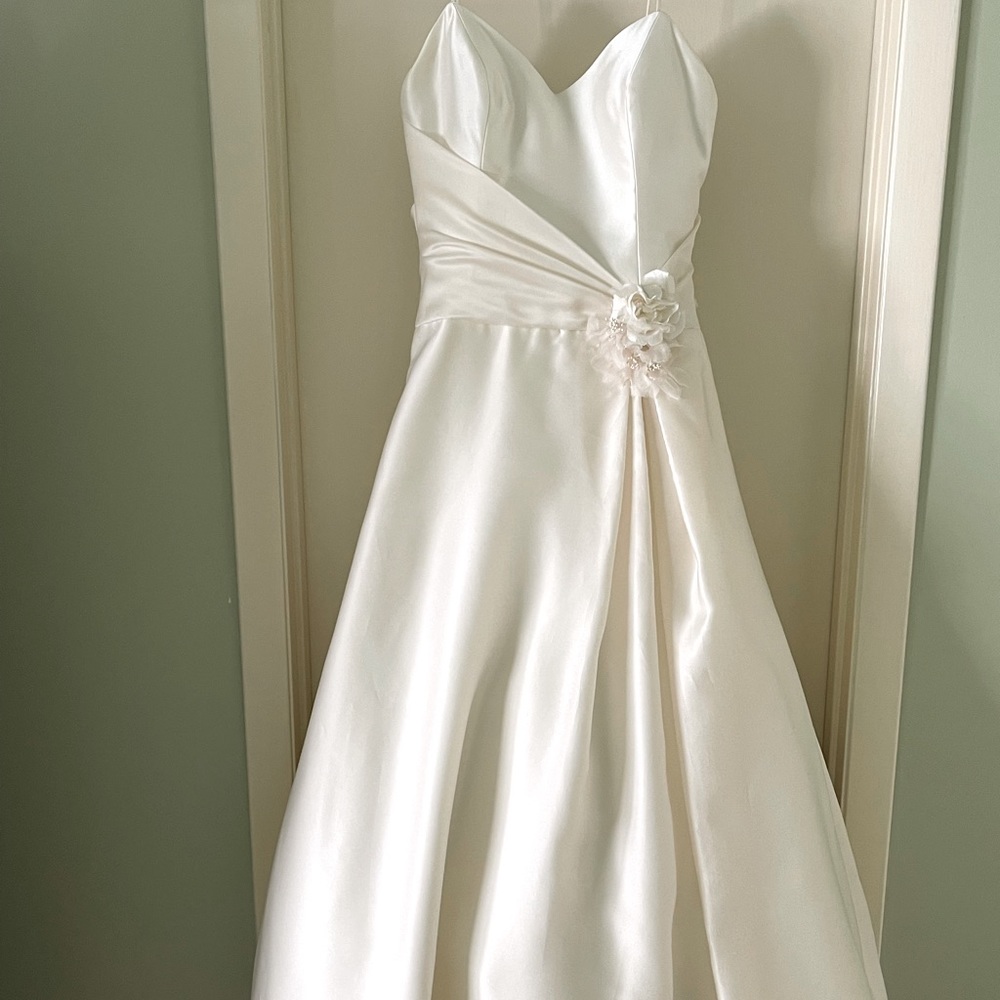 Alvina Valenta Couture Wedding Gown